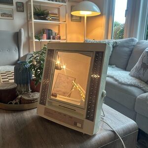 Vintage Lighted Makeup Glamour Mirror pinup style